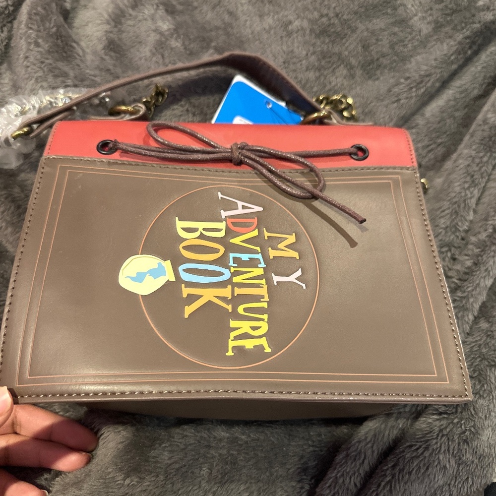 Movie Up adventure book crossbody